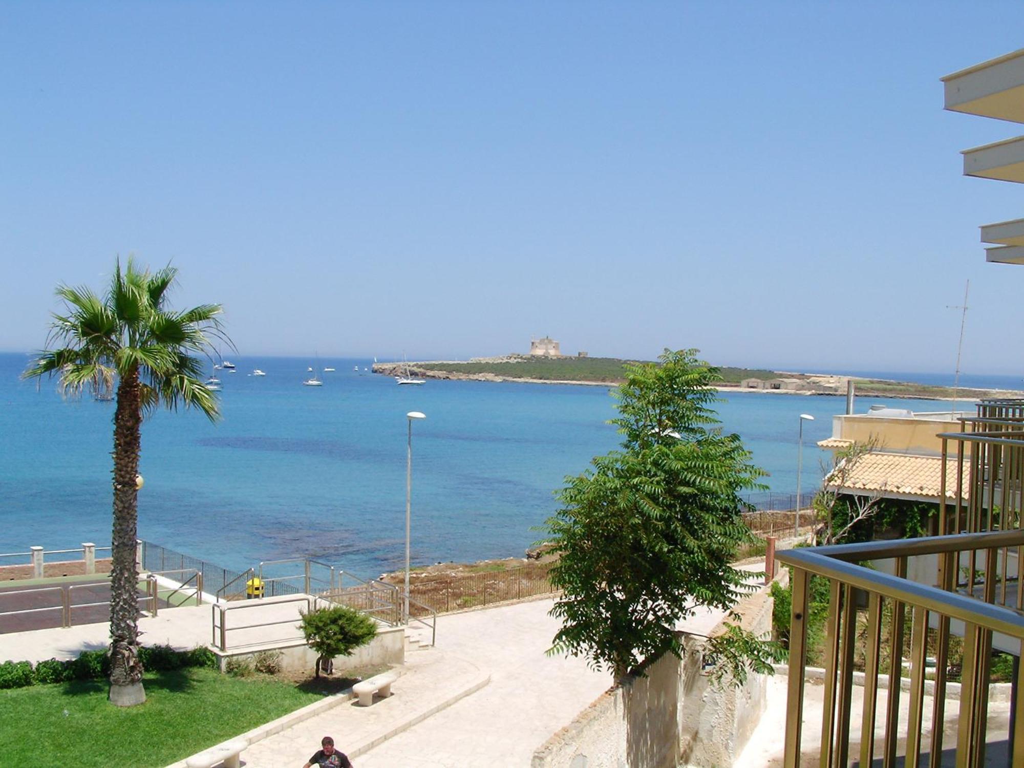 Hotel Vittorio Portopalo Di Capo Passero Bagian luar foto