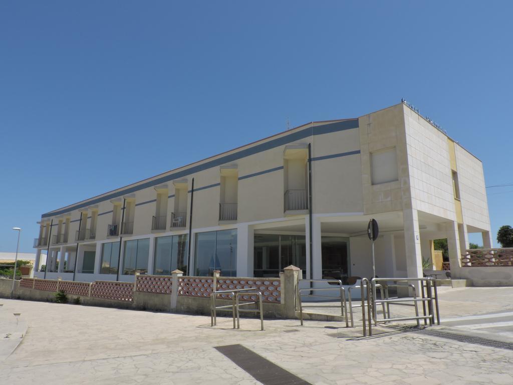 Hotel Vittorio Portopalo Di Capo Passero Bagian luar foto